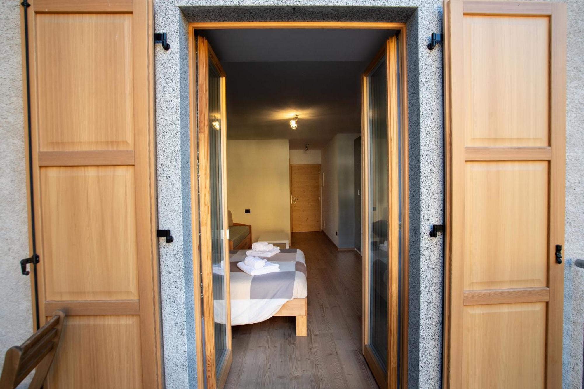 La Lesivera Bed And Breakfast Tione di Trento Exteriör bild